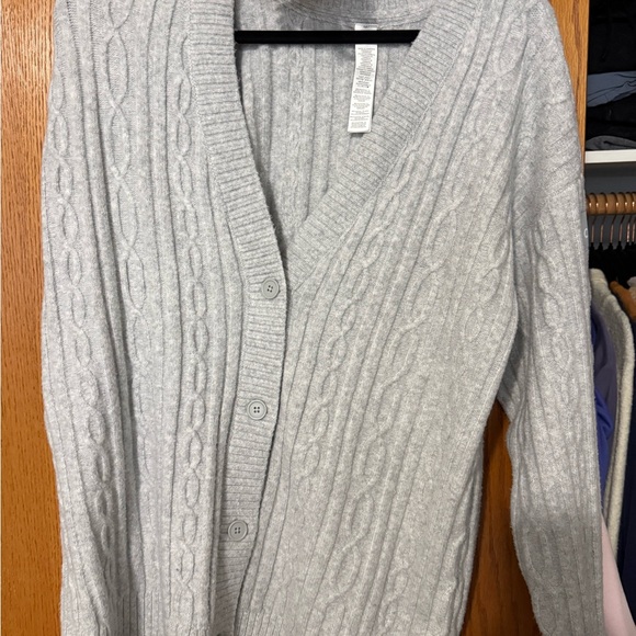 ALO Yoga Cable Knit bliss Cardigan - Picture 3 of 4